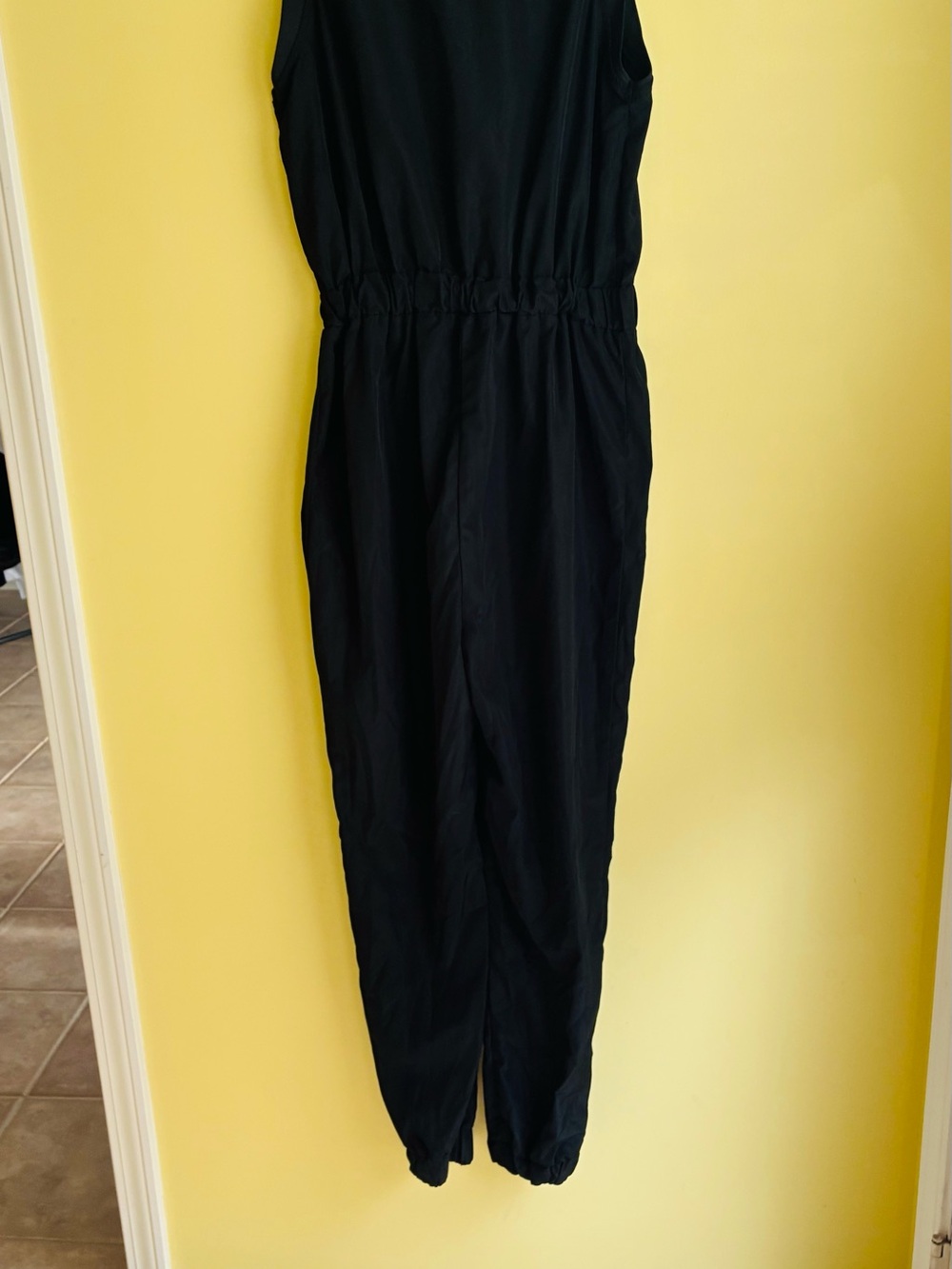 Rue21 Black Sleeveless Elastic-Waist Jumpsuit